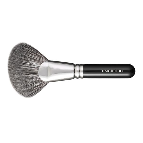 F1342BkSL Fan Angled [HC1027] – Hakuhodo USA